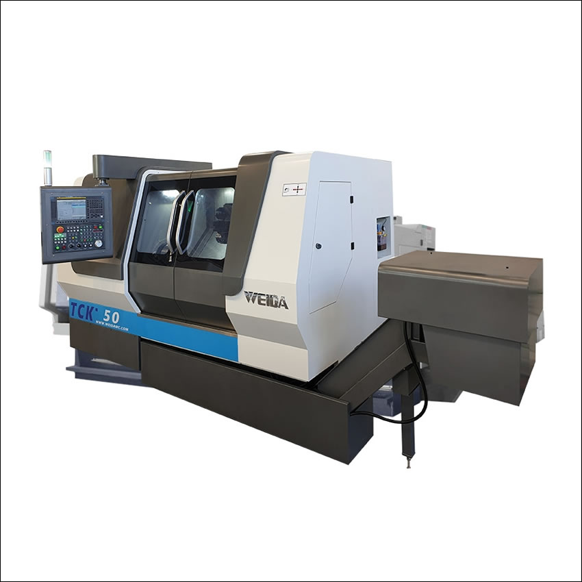 Torni CNC